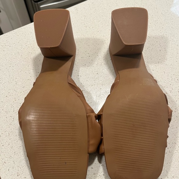 Open Edit Cora Heel Sandal - Picture 5 of 5